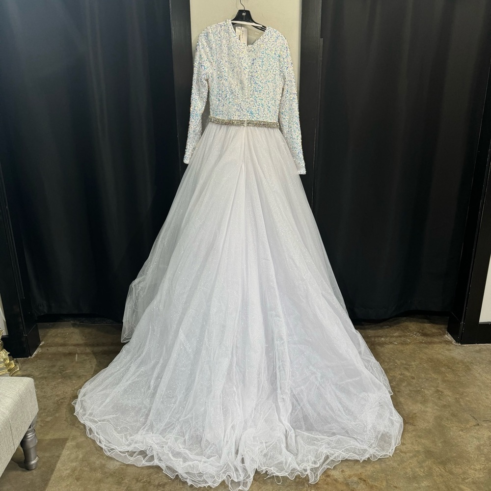 Ava Presley - Pageant Dress - Sz 12 - Picture 2 of 9
